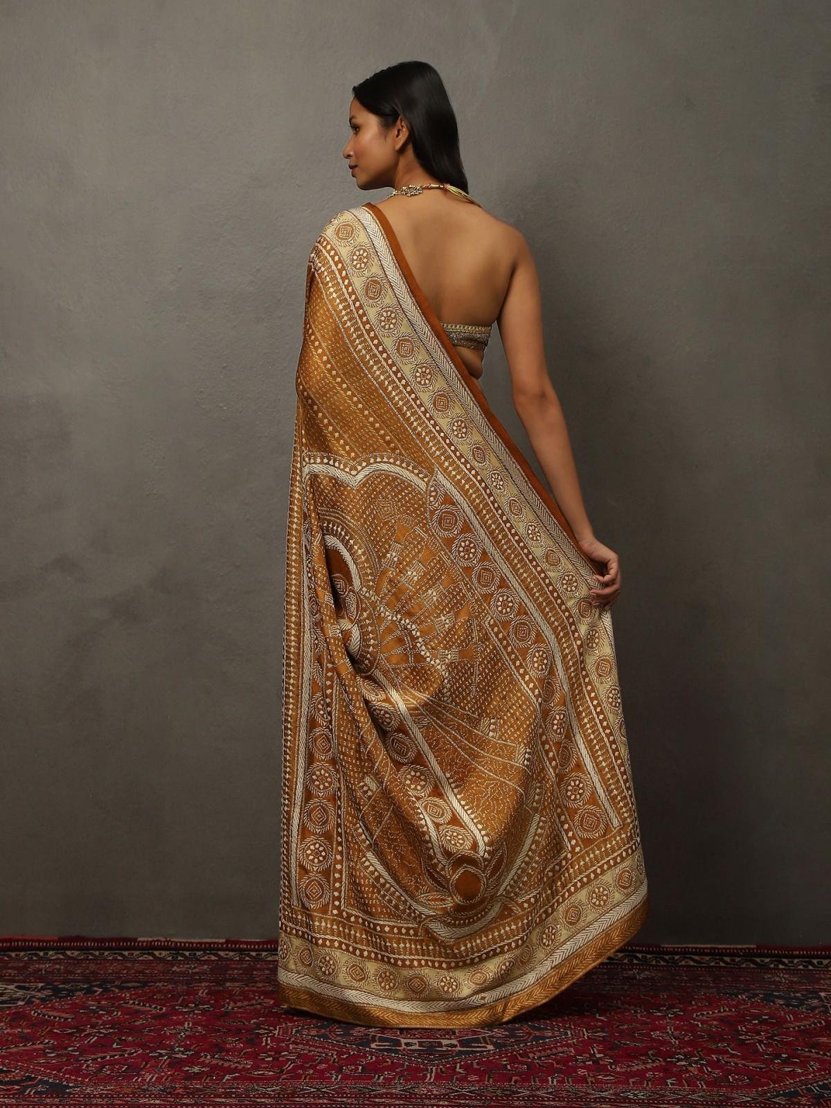 Camel Brown Bhairavi Saree With Unstitched Blouse - Image 4